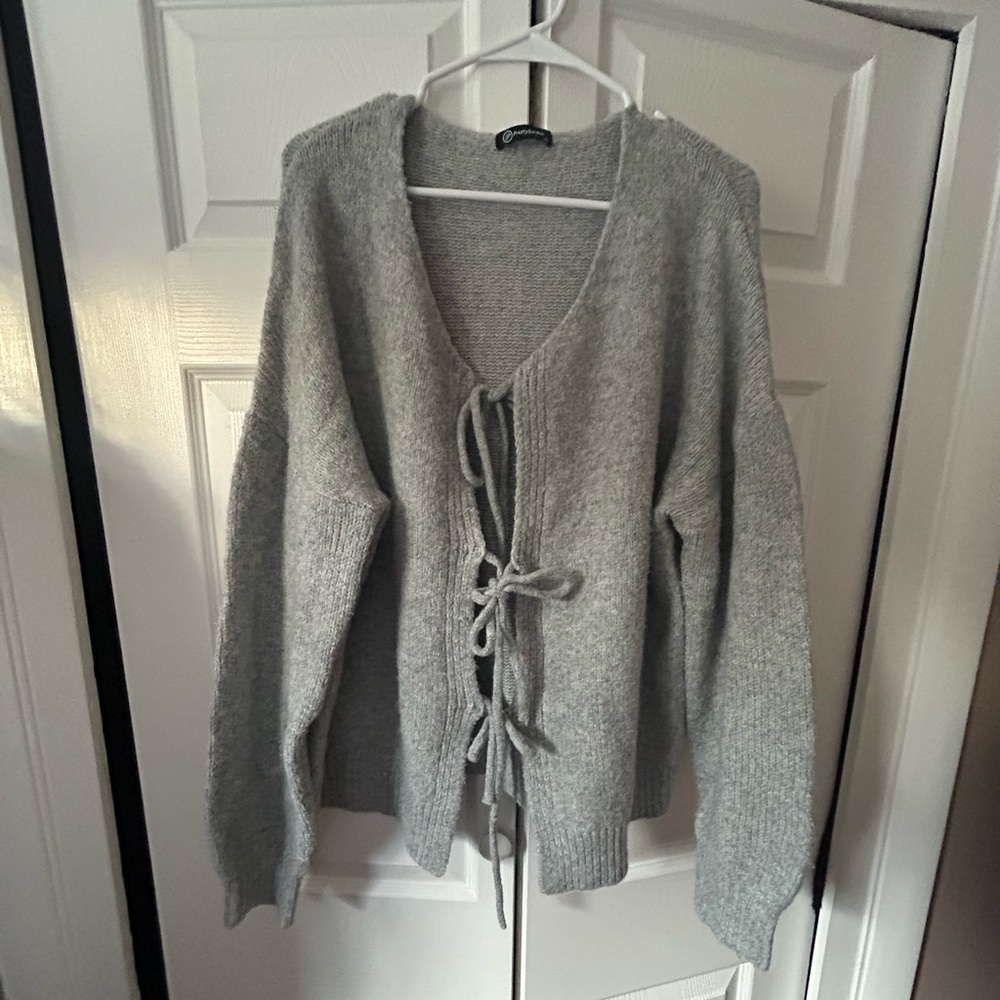PRETTYGARDEN Light Grey Women's Sweater with Tie Front